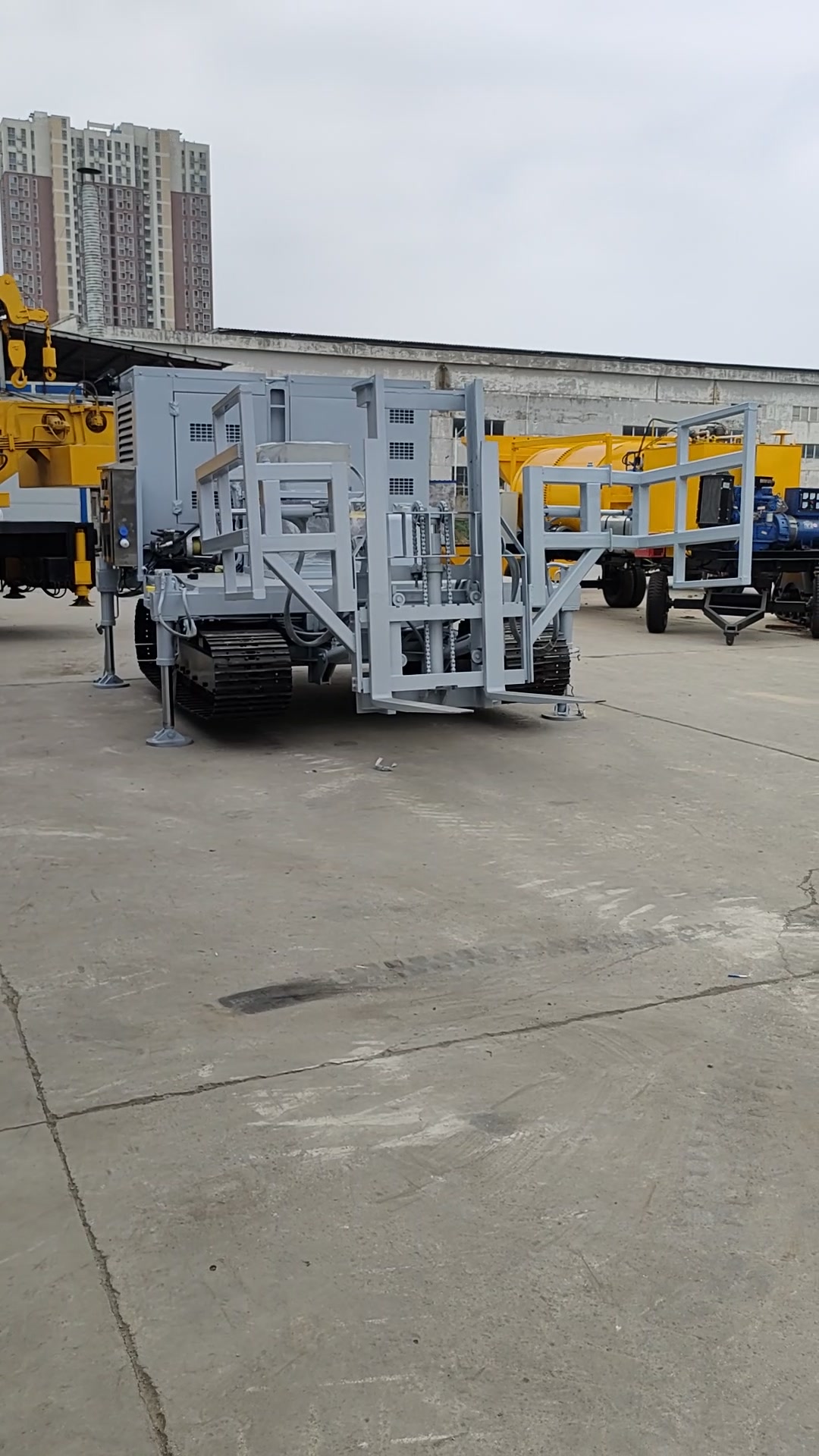 光伏板安裝設(shè)備 普通機(jī)械設(shè)備安裝服務(wù)的應(yīng)用與價值